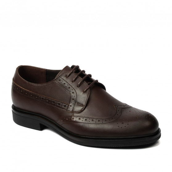 Eleganckie buty męskie 939-1 a kawa