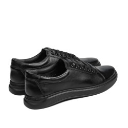 Czarne buty sportowe dla nastolatków 8000