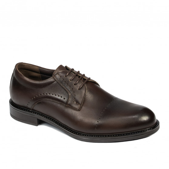 Eleganckie buty męskie 965 a kawa