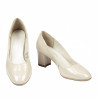 Eleganckie damskie buty 1268 lakierowana kość słoniowa