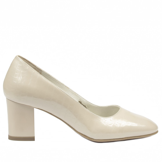 Eleganckie damskie buty 1268 lakierowana kość słoniowa
