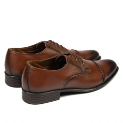 Eleganckie buty męskie 838 a brązowy