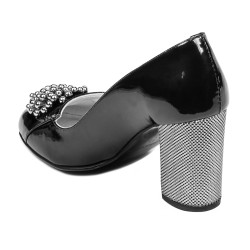 Eleganckie buty damskie 1272 lakier czarny
