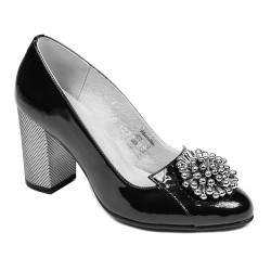Eleganckie buty damskie 1272 lakier czarny