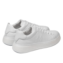Buty sportowe młodzieżowe 8003 białe