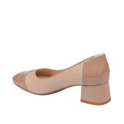 Eleganckie buty damskie 1332 lakierowane nude połączone