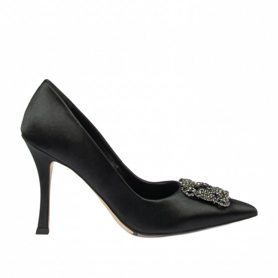 Eleganckie buty damskie 1339 czarny satynowy