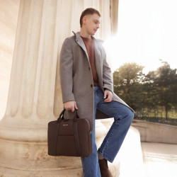 Torba na laptop 306g 01 espresso lifestyle