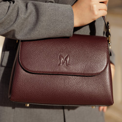 Torebka damska na ramię 040g black cherry lifestyle