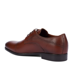 Eleganckie buty męskie 822-1 w koniakowym kolorze