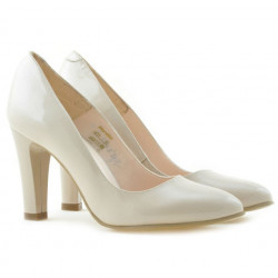 Damskie eleganckie buty 1243 lakierowane kości słoniowej