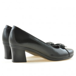 Casualowe / eleganckie buty damskie 628 lakierowana czerń